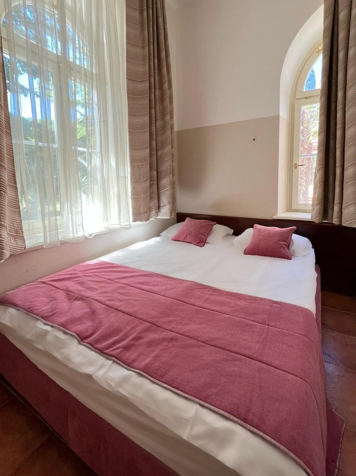Villa Valdepian Apartments 사부드리자 외부 사진